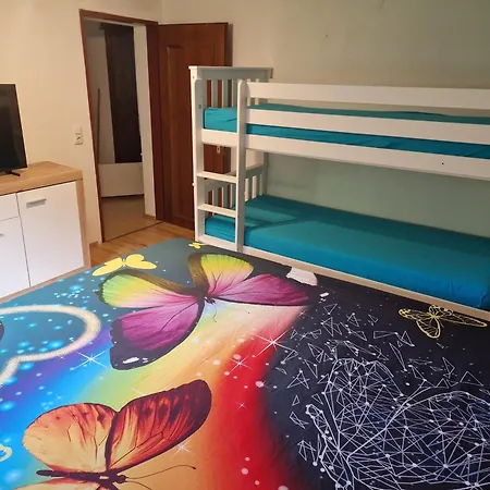 Tatil Evi Linus Mit Bergblick Und W-lan Stall