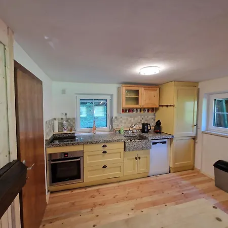 Linus Mit Bergblick Und W-lan Stall