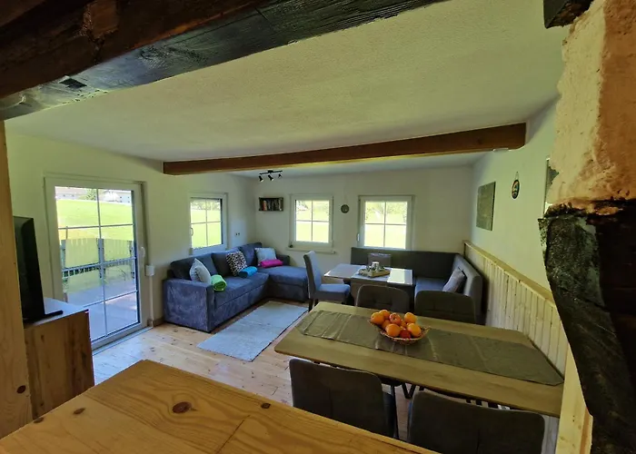 Linus Mit Bergblick Und W-lan *